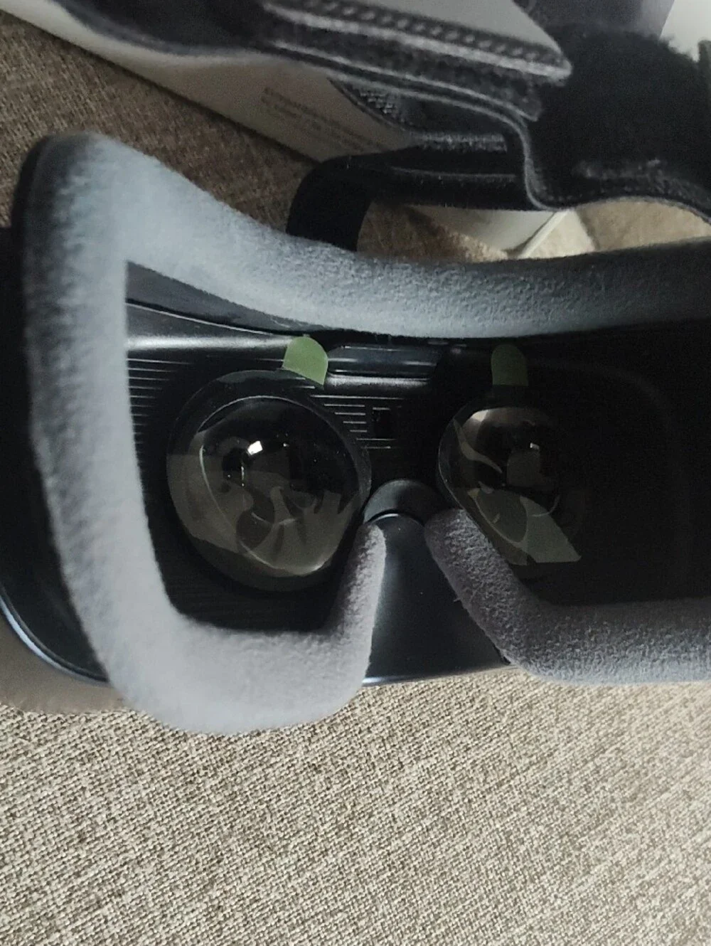 Samsung Gear VR Headset in Black
